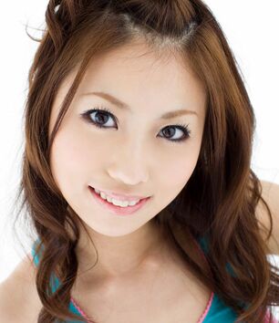 Japanese petite maiden Risa