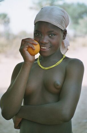 Image: Nam04 179 - Himba lady on..